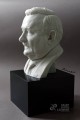 Walesa_marmur-zywica Lesniak.2.jpg