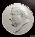 Walesa Medal 15cm Gips MAT.jpg